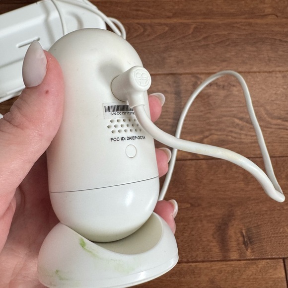 Owlet Smart Baby Monitor Camera with Stand & Cords – Good Working Condition - Picture 4 of 4